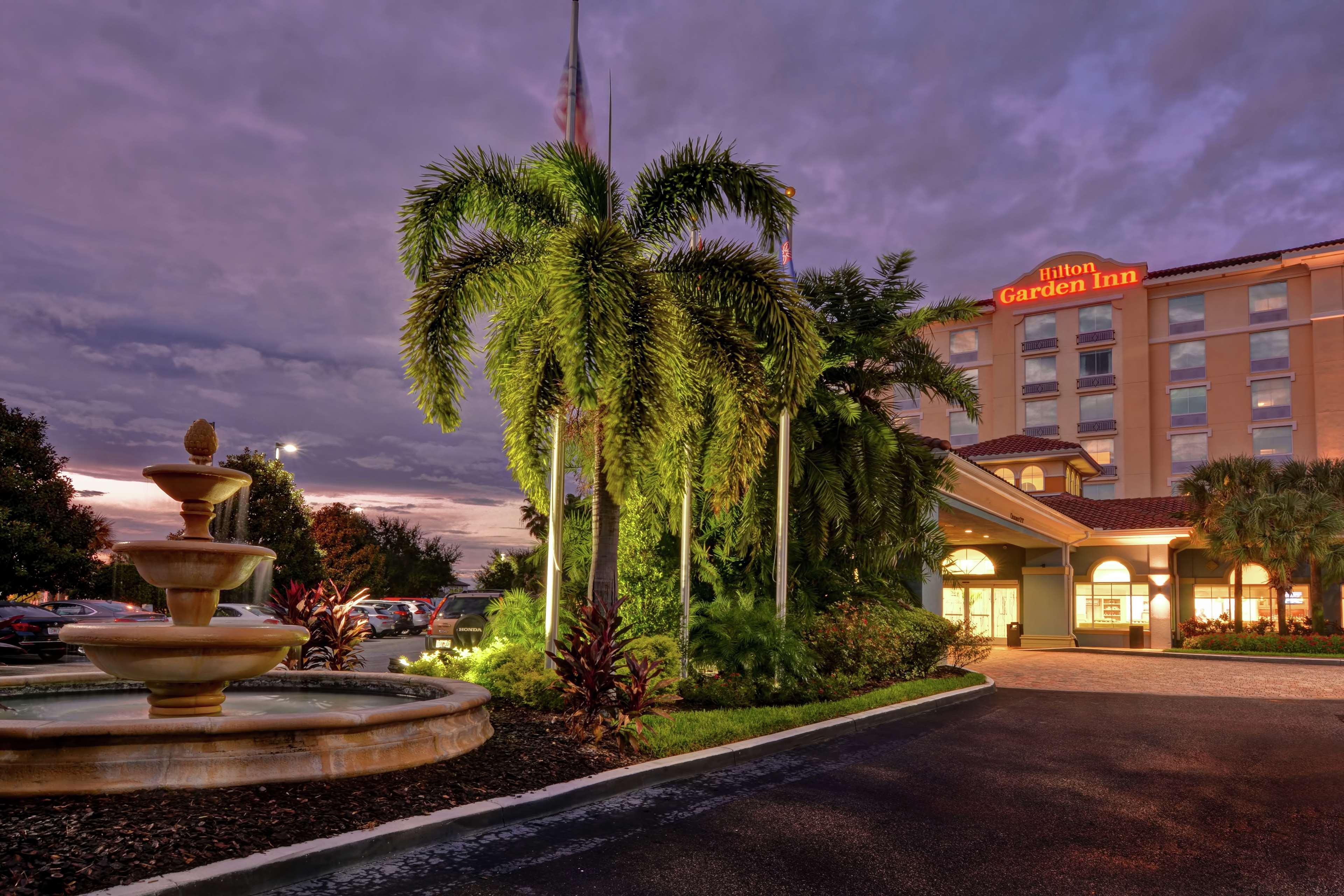 Hilton Garden Inn Orlando Lake Buena Vista Eksteriør billede